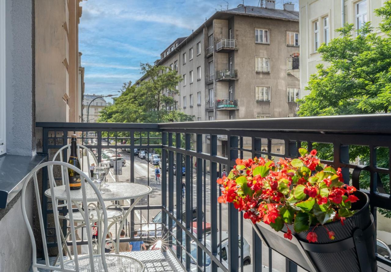 Premium Apartment In Parisian Style In The Heart Of Old Краков Экстерьер фото