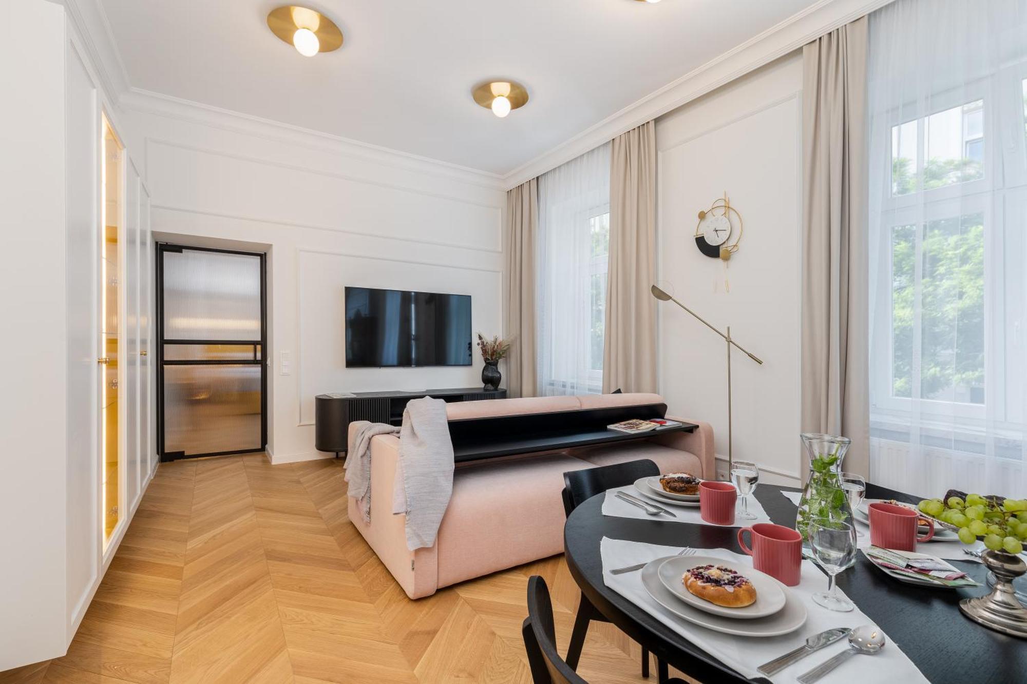 Premium Apartment In Parisian Style In The Heart Of Old Краков Экстерьер фото
